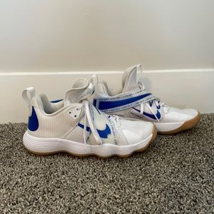 Women’s Nike React Hyperset volleyball shoes